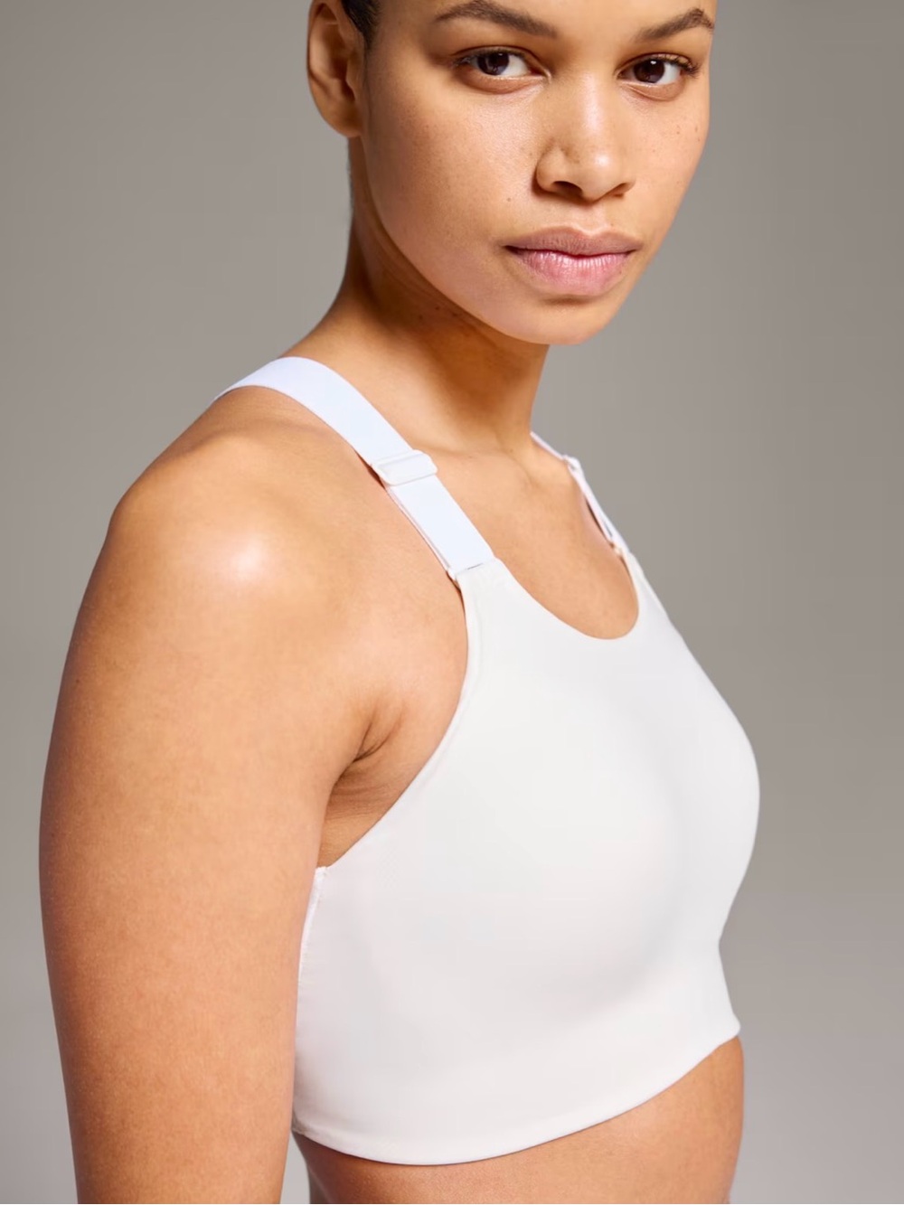 On Cloud Performance Flex Sports Bra - White - Women's Sz Large - Picture 5 of 8